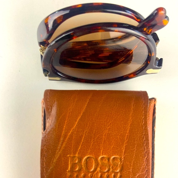 RARE FIND🔥HUGO BOSS BY CARRERA 5153 11 FOLDING  UNISEX SUNGLASSES. - Picture 10 of 16
